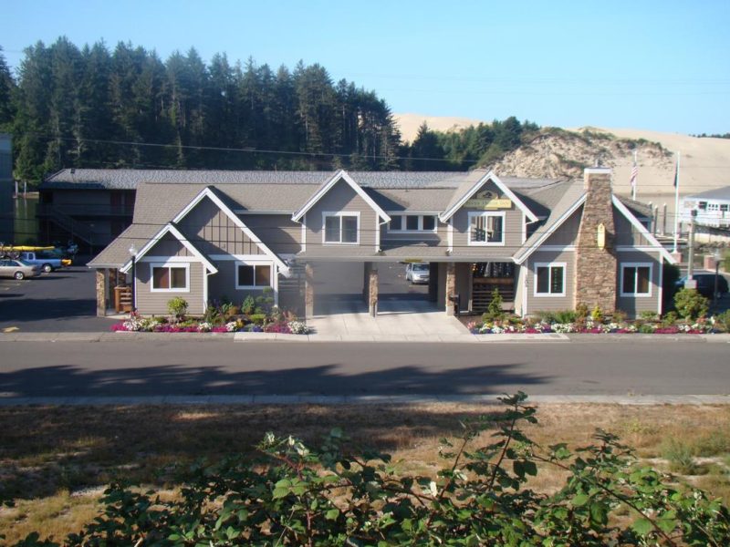River House Inn Named Fan-Favorite Destination By Oregon Business Magazine – Again!