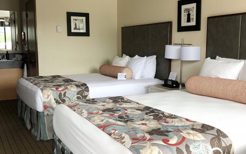 Hotel Rooms & Rates | Florence Oregon | The River House Inn